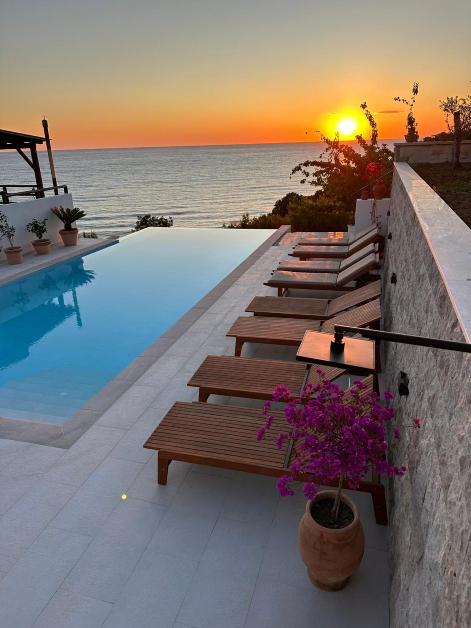 Apartments Blue Heaven Ulcinj Exterior foto